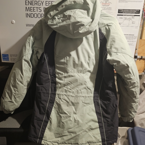 Ladies Columbia winter jacket - Picture 2 of 3